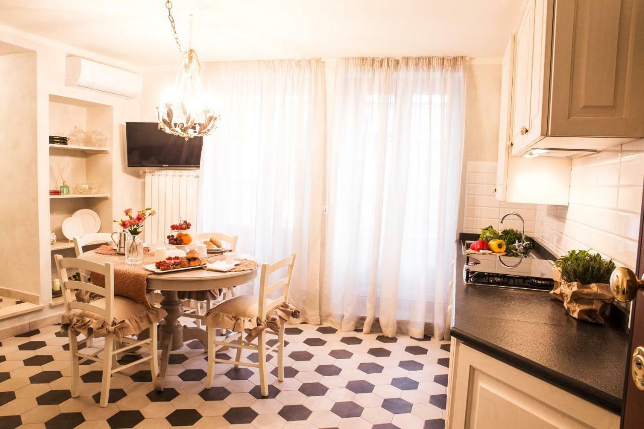 Luxury Apartment Residence La Fontana Лукка Экстерьер фото